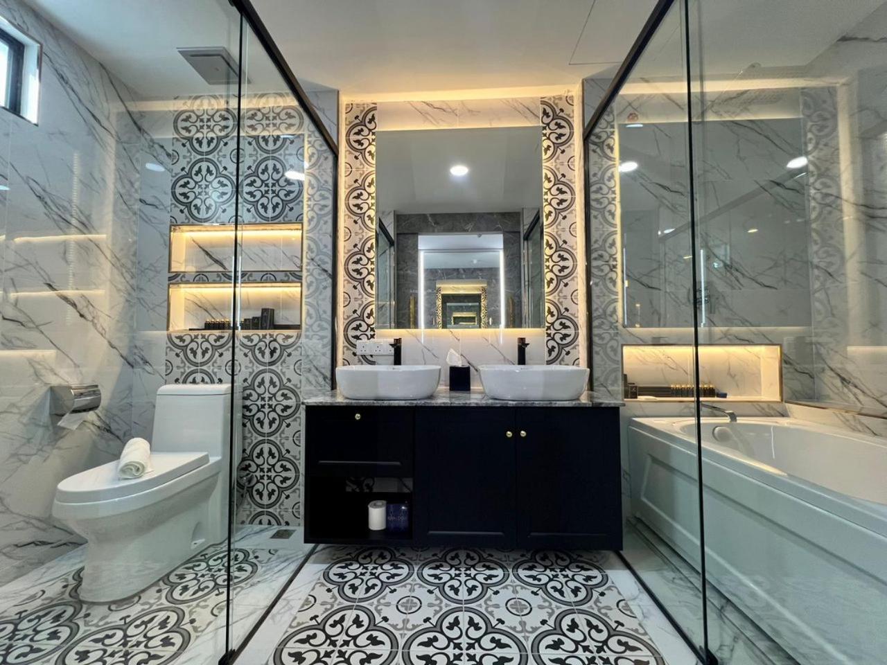Frazel Heritage Hotel อลอร์สตาร์ ภายนอก รูปภาพ
