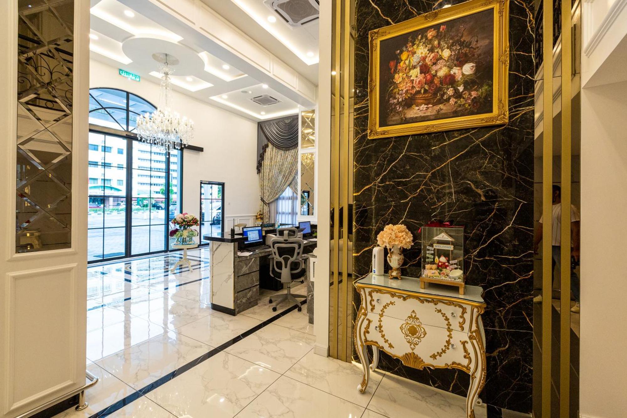 Frazel Heritage Hotel อลอร์สตาร์ ภายนอก รูปภาพ