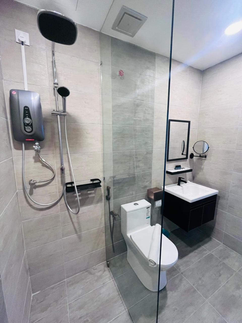 Frazel Heritage Hotel อลอร์สตาร์ ภายนอก รูปภาพ